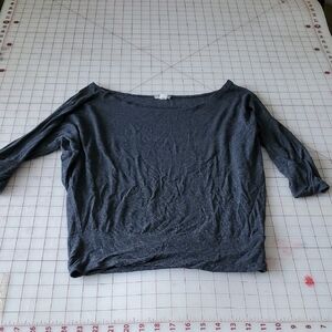 Women's size small gray top